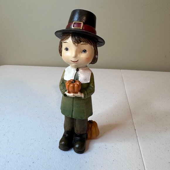 Thanksgiving Figurines Set Of 4 - Pilgrims and Native American Resin Figures - Picture 5 of 16